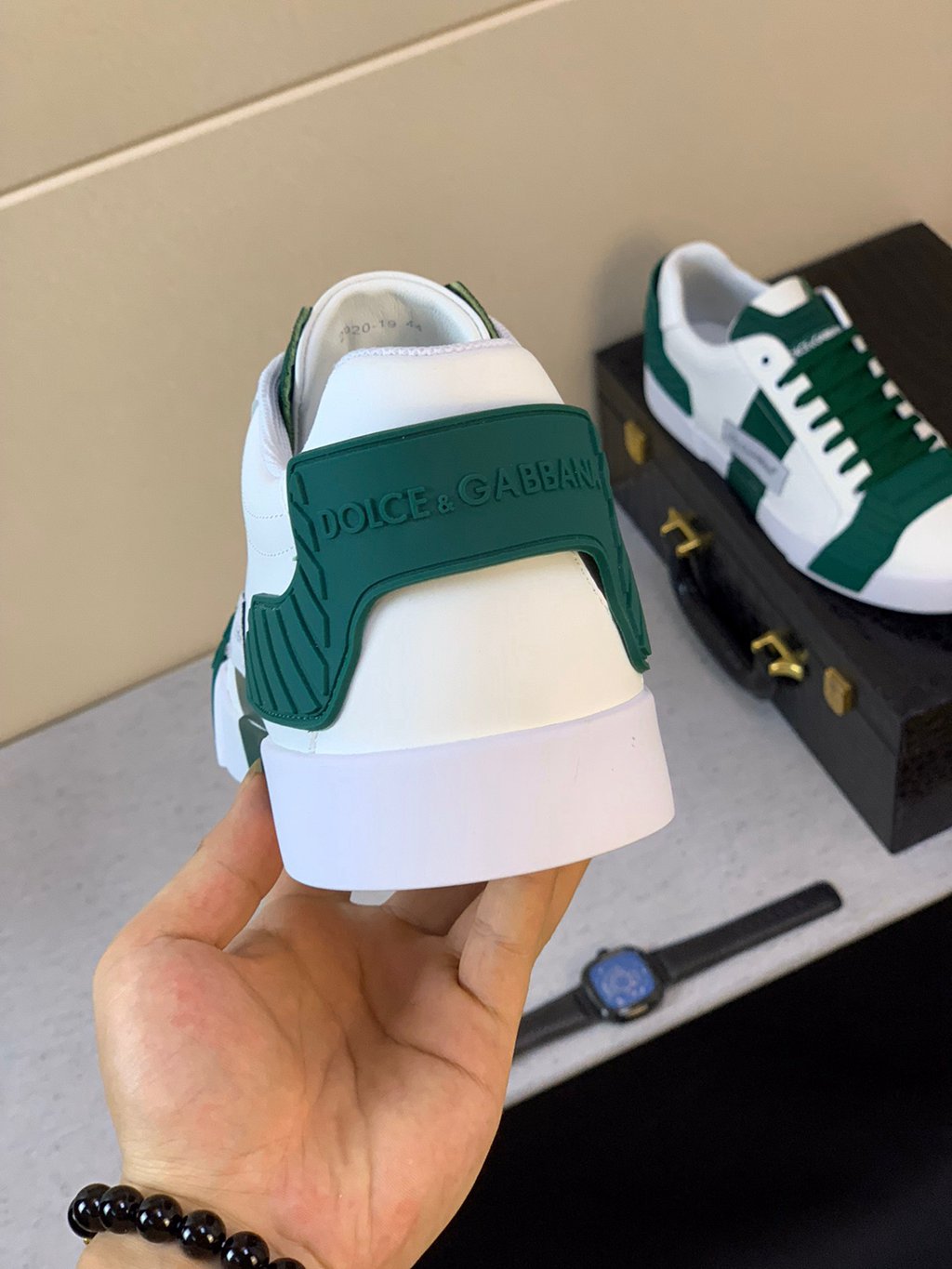 D*G sneaker